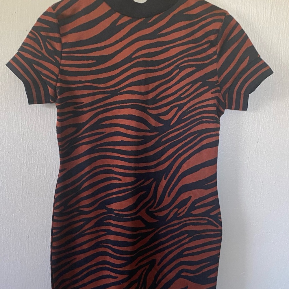 Derek Heart Brown Sheath Mini Dress with Cuffed Sleeves